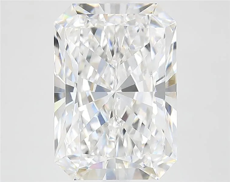 5.49ct Radiant Lab Grown Diamond (Colour E, Clarity VS1, IGI Certified)