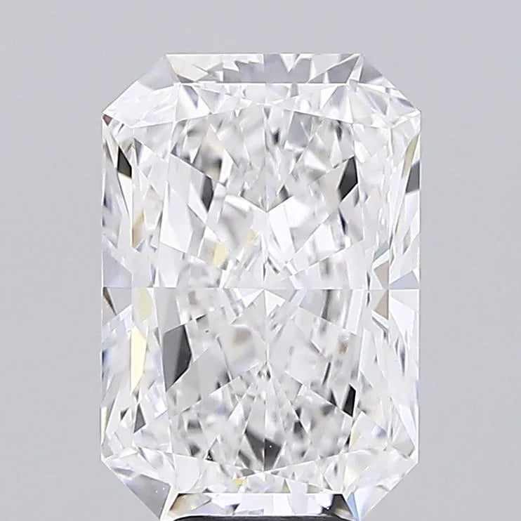 5.50ct Radiant Lab Grown Diamond (Colour D, Clarity VVS2, IGI Certified)