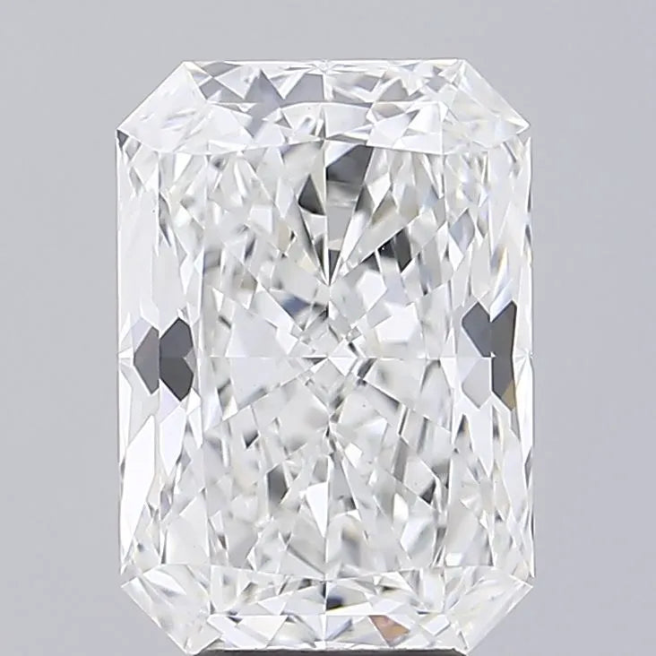 5.53ct Radiant Lab Grown Diamond (Colour F, Clarity VVS2, IGI Certified)