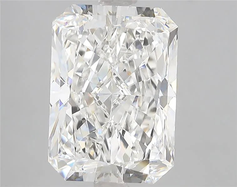 5.54ct Radiant Lab Grown Diamond (Colour E, Clarity VVS2, IGI Certified)