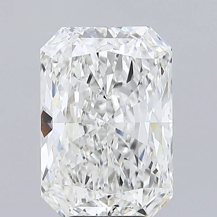 5.54ct Radiant Lab Grown Diamond (Colour F, Clarity VVS2, IGI Certified)