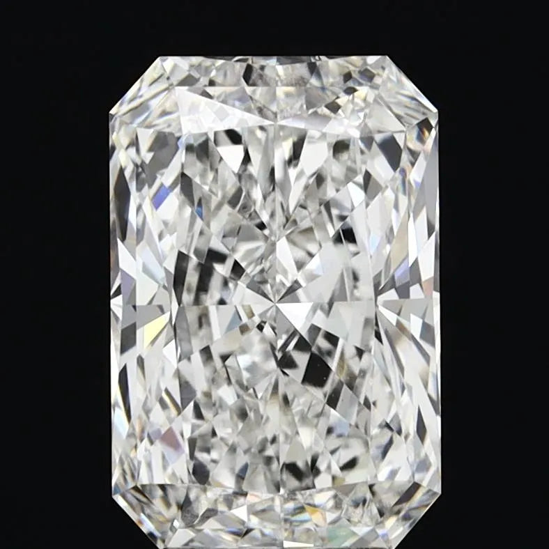 5.56ct Radiant Lab Grown Diamond (Colour E, Clarity VVS2, IGI Certified)