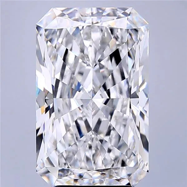 5.62ct Radiant Lab Grown Diamond (Colour D, Clarity VVS2, IGI Certified)