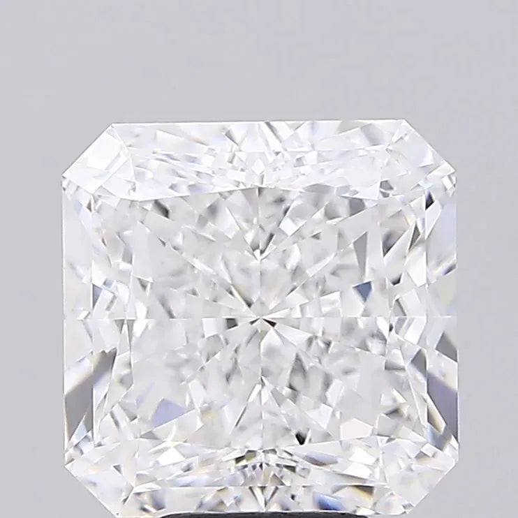 5.73ct Square radiant Lab Grown Diamond (Colour E, Clarity VVS2, IGI Certified)