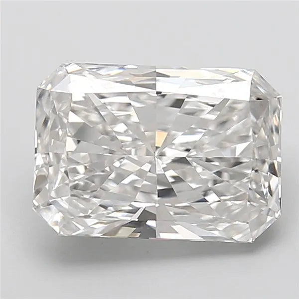 5.75ct Radiant Lab Grown Diamond (Colour E, Clarity VVS2, IGI Certified)