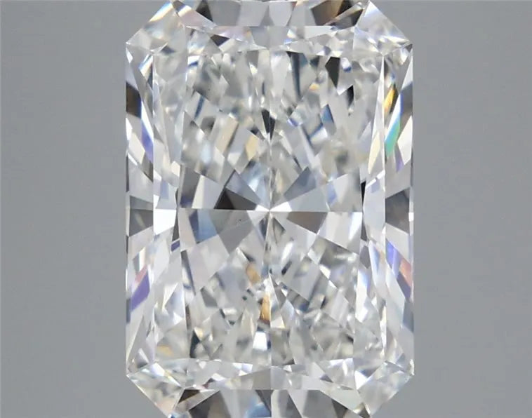 5.76ct Radiant Lab Grown Diamond (Colour E, Clarity VVS2, IGI Certified)