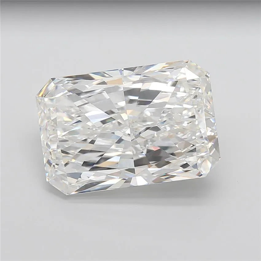 17.03ct Radiant Lab Grown Diamond (Colour F, Clarity VVS2, IGI Certified)