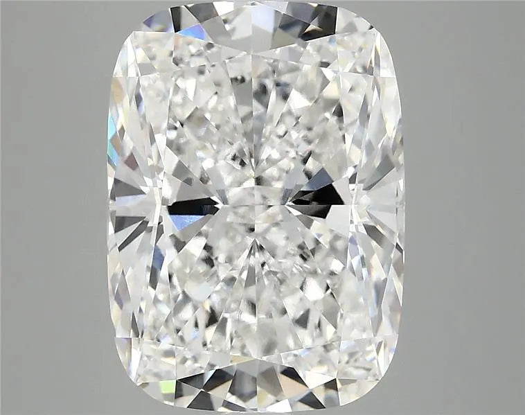 6.20ct Cushion modified Lab Grown Diamond (Colour E, Clarity VVS2, IGI Certified)