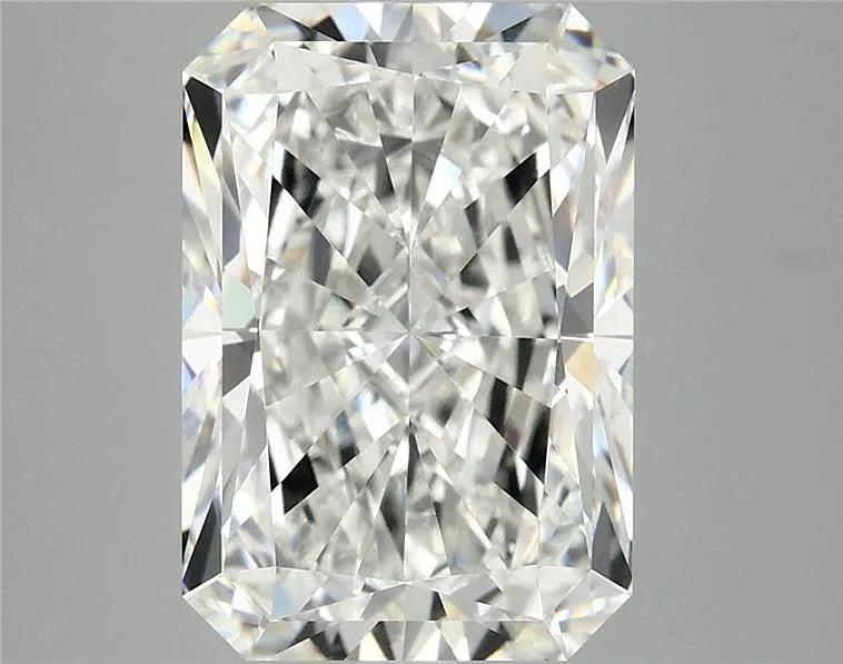 6.04ct Radiant Lab Grown Diamond (Colour G, Clarity VVS2, IGI Certified)