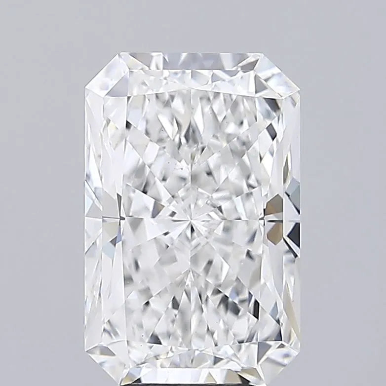 6.06ct Radiant Lab Grown Diamond (Colour E, Clarity VVS2, IGI Certified)