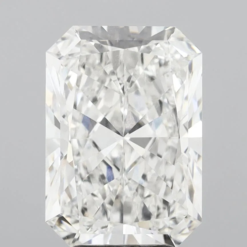 6.10ct Radiant Lab Grown Diamond (Colour E, Clarity VVS2, IGI Certified)