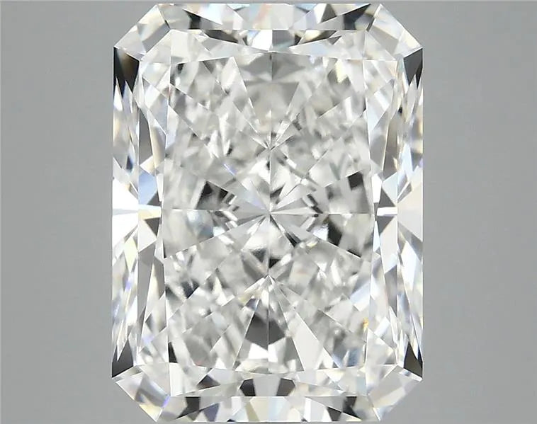 6.10ct Radiant Lab Grown Diamond (Colour F, Clarity VVS2, IGI Certified)