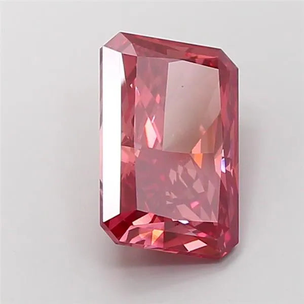 6.35ct Radiant Lab Grown Diamond (Colour Fancy Vivid Red, Clarity VVS2, Uncertified)