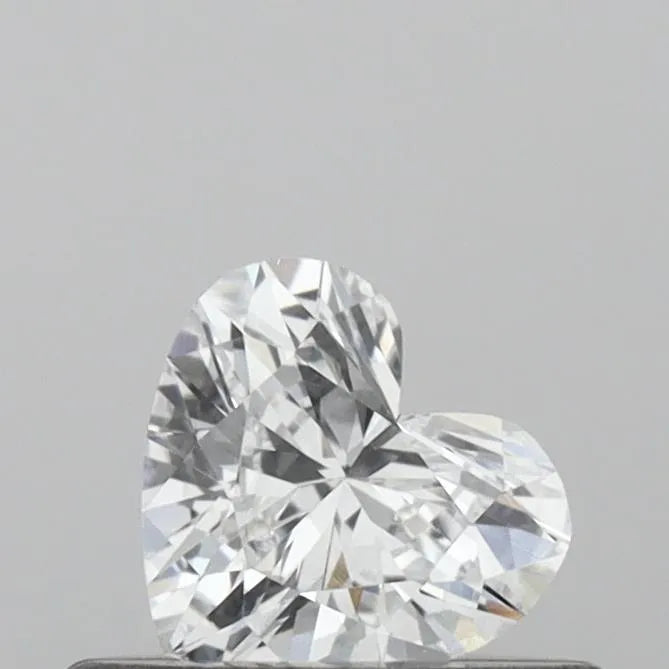 0.30ct Heart Lab Grown Diamond (Colour D, Clarity VVS2, IGI Certified)