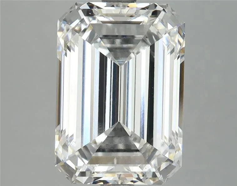 4.10ct Emerald Lab Grown Diamond (Colour E, Clarity VVS2, IGI Certified)