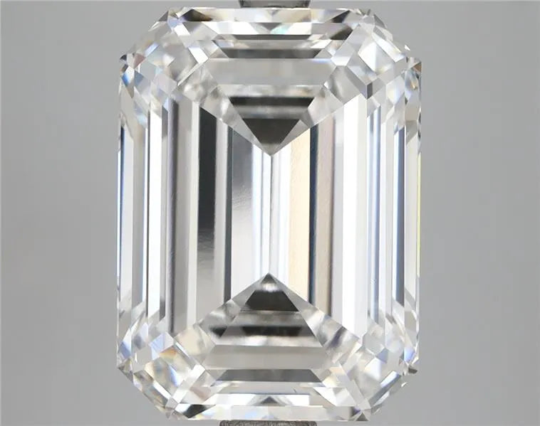 7.01ct Emerald Lab Grown Diamond (Colour F, Clarity VVS1, IGI Certified)