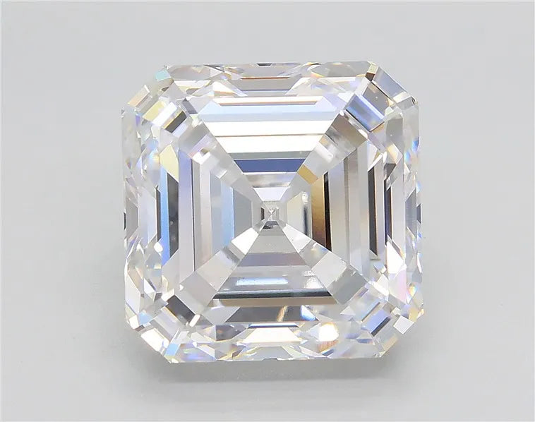 7.01ct Square emerald Lab Grown Diamond (Colour E, Clarity VS1, IGI Certified)