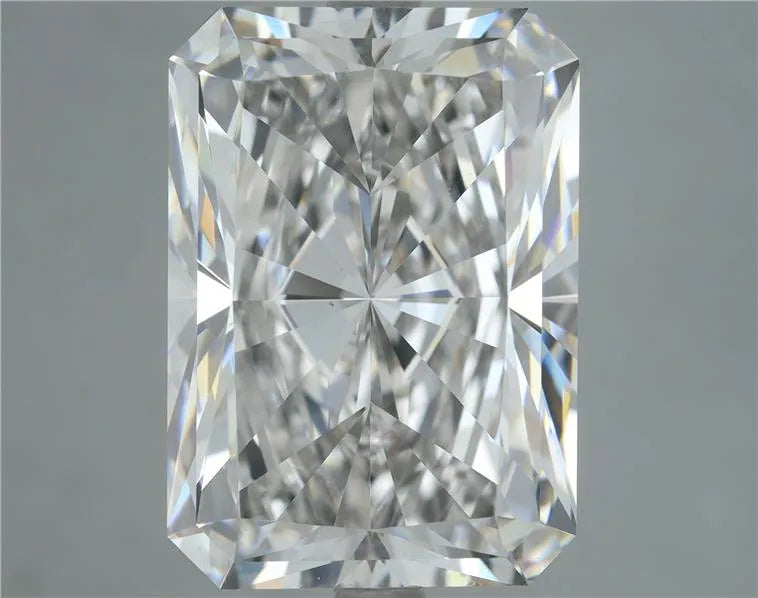7.02ct Radiant Lab Grown Diamond (Colour H, Clarity VS1, IGI Certified)