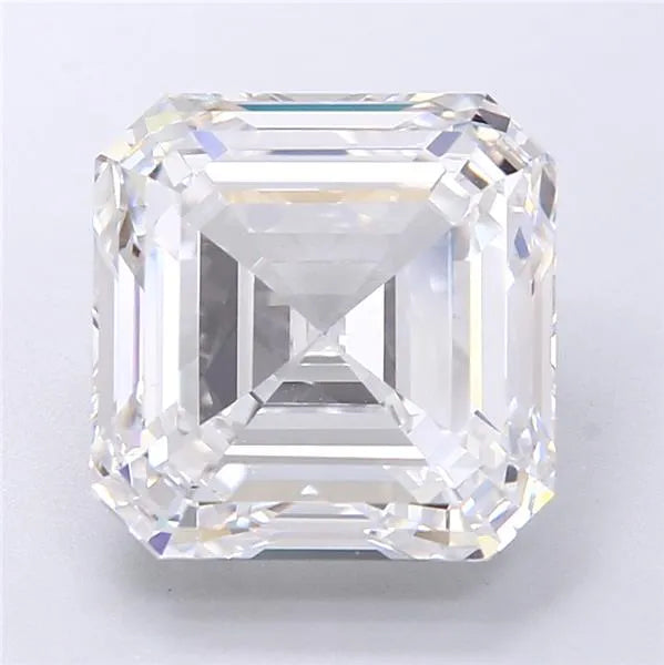 7.02ct Square emerald Lab Grown Diamond (Colour E, Clarity VVS2, IGI Certified)