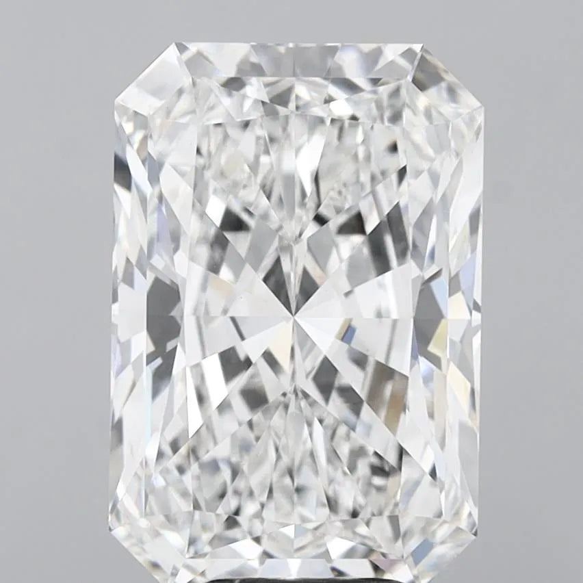 7.05ct Radiant Lab Grown Diamond (Colour E, Clarity VVS2, IGI Certified)