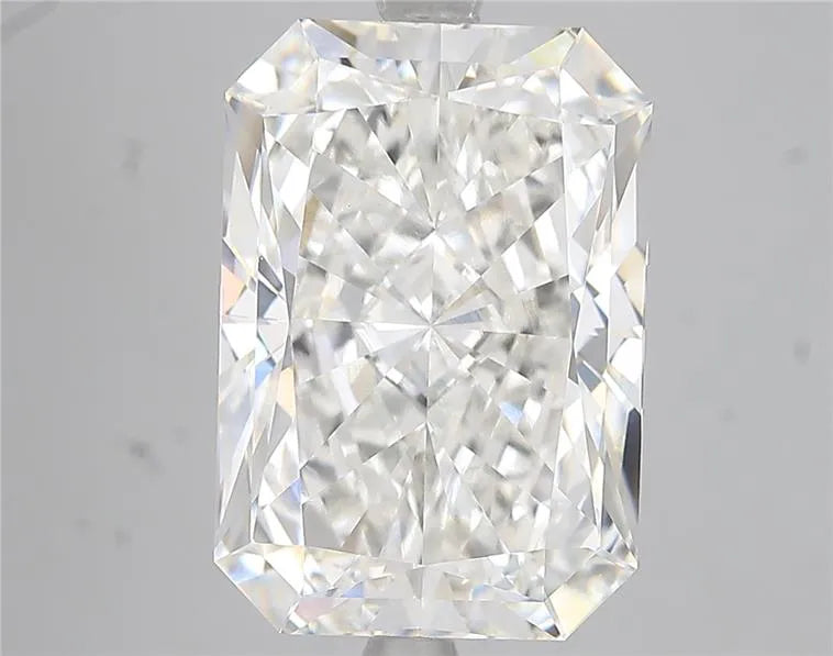 7.10ct Radiant Lab Grown Diamond (Colour F, Clarity VVS2, IGI Certified)