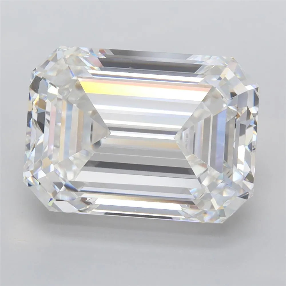 7.11ct Emerald Lab Grown Diamond (Colour E, Clarity VVS2, IGI Certified)