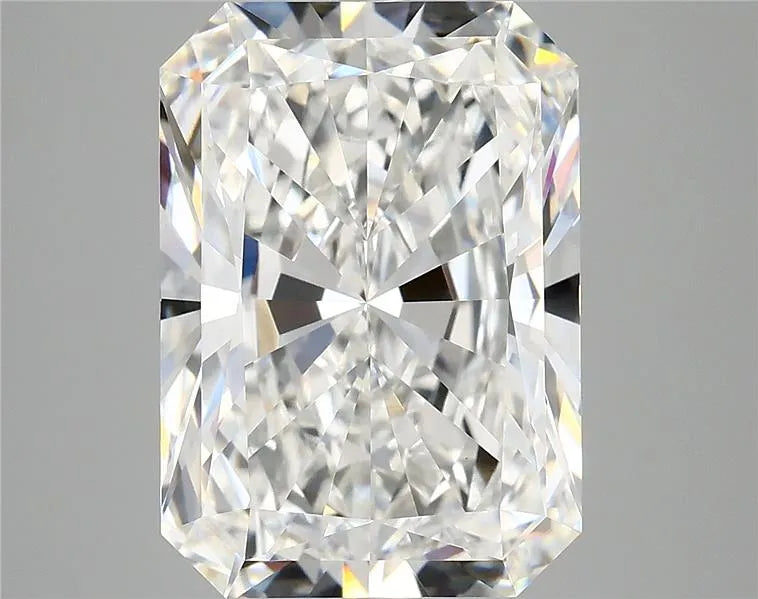 7.34ct Radiant Lab Grown Diamond (Colour E, Clarity VVS2, IGI Certified)
