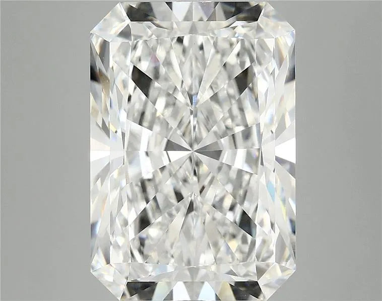 7.48ct Radiant Lab Grown Diamond (Colour E, Clarity VVS2, IGI Certified)