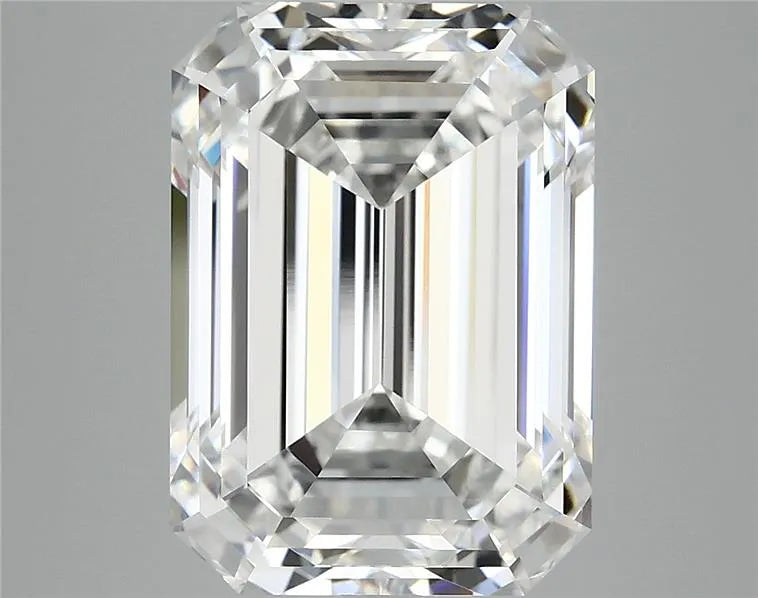 7.55ct Emerald Lab Grown Diamond (Colour E, Clarity VVS2, IGI Certified)