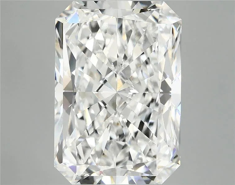 7.92ct Radiant Lab Grown Diamond (Colour E, Clarity VVS2, IGI Certified)