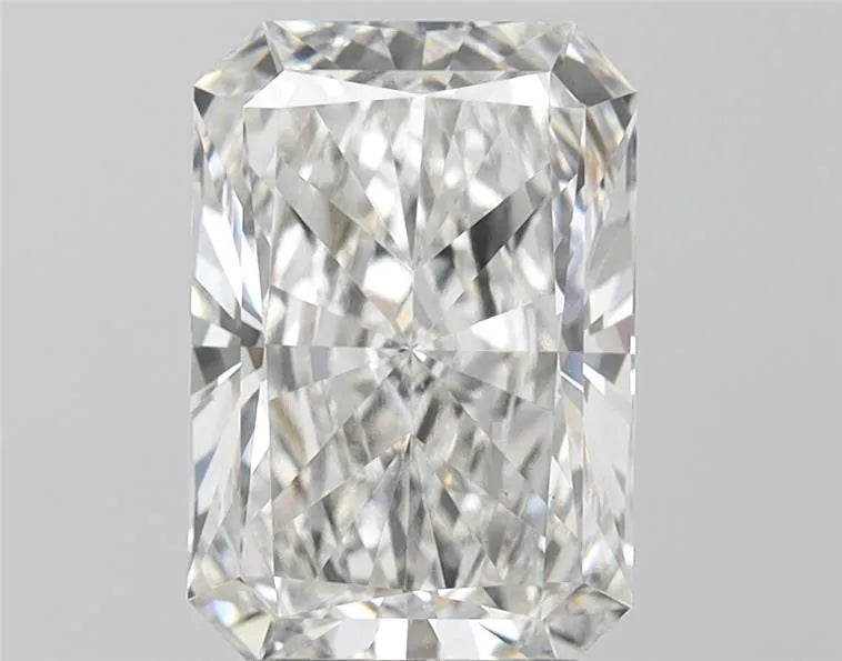 3.30ct Radiant Lab Grown Diamond (Colour G, Clarity VS1, IGI Certified)