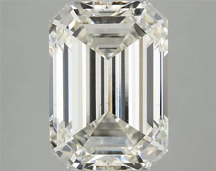 3.95ct Emerald Lab Grown Diamond (Colour H, Clarity VS2, IGI Certified)