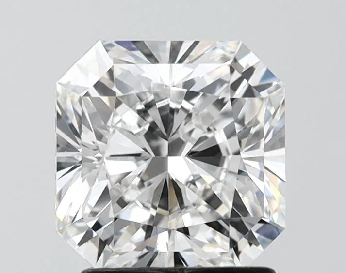 2.03ct Square radiant Lab Grown Diamond (Colour F, Clarity VVS2, IGI Certified)