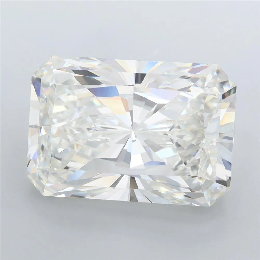 8.00ct Radiant Lab Grown Diamond (Colour G, Clarity VVS2, IGI Certified)