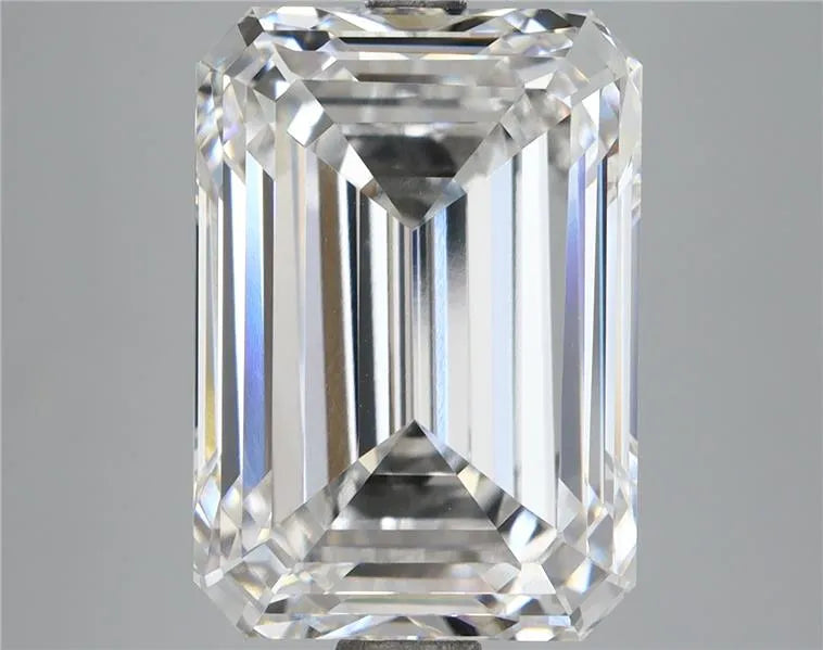 8.13ct Emerald Lab Grown Diamond (Colour E, Clarity VVS1, IGI Certified)