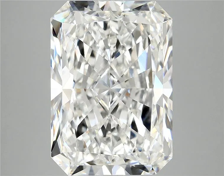 8.90ct Radiant Lab Grown Diamond (Colour F, Clarity VS1, IGI Certified)