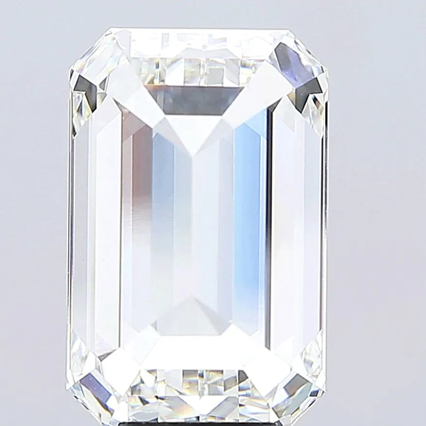 9.05ct Emerald Lab Grown Diamond (Colour G, Clarity VVS2, IGI Certified)
