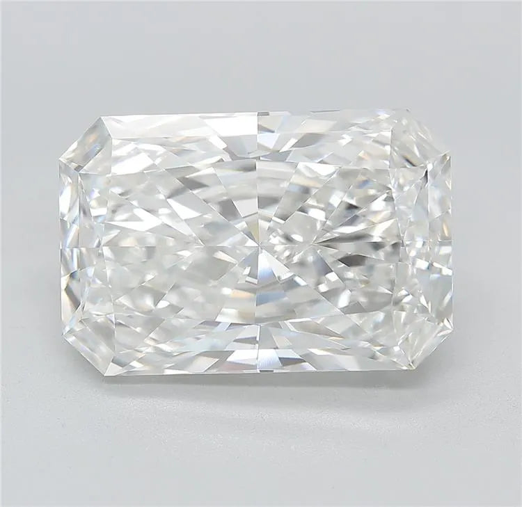9.50ct Radiant Lab Grown Diamond (Colour E, Clarity VVS2, Cut EX, IGI Certified)