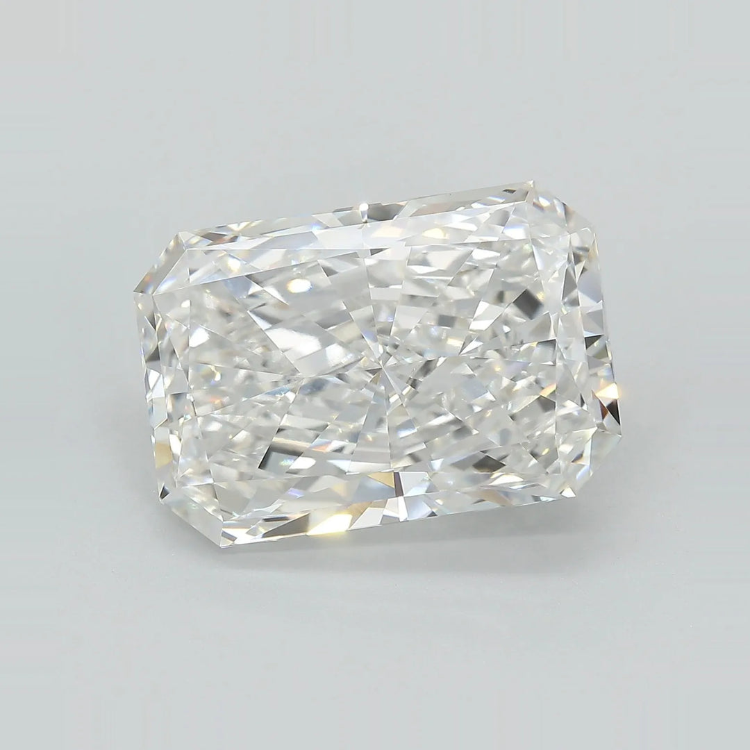 9.84ct Radiant Lab Grown Diamond (Colour F, Clarity VVS2, IGI Certified)